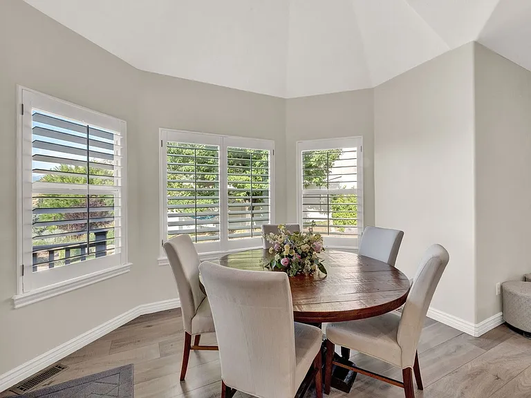 1693 E Crimson Oak Dr — Photo 12