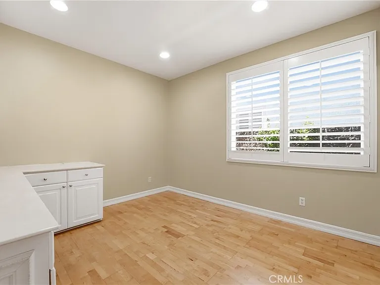 2536 Brennen Way — Photo 37