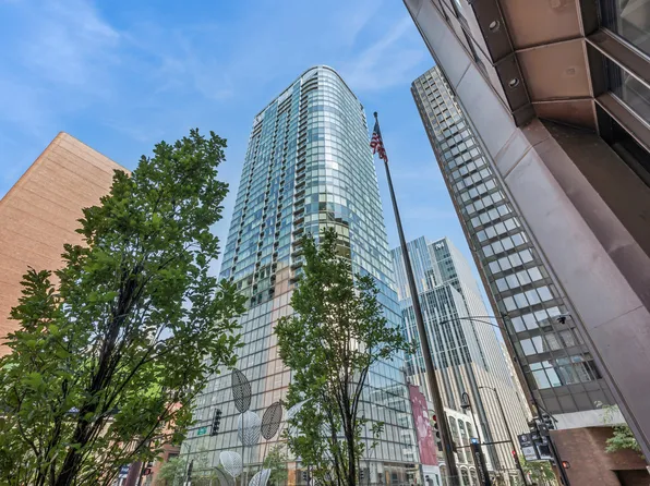 600 N Fairbanks Ct Unit 1706, Chicago, IL 60611