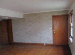 2931 W Capitol Dr APT 3, Milwaukee, WI 53216