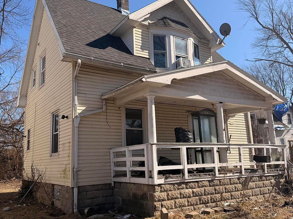1st image of 445 Hiett Ave