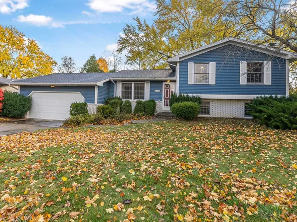 412 Wilcox Pkwy, Clare, MI 48617