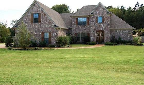 1st image of 3679 New Pointe Dr S
