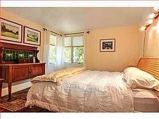 5th image of 539 Monterey Dr