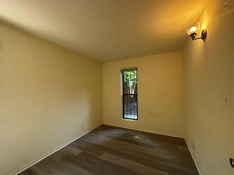 1618 Milvia Street — Photo 9