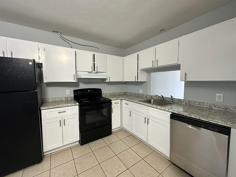 4773 Arjaro Dr — Photo 6