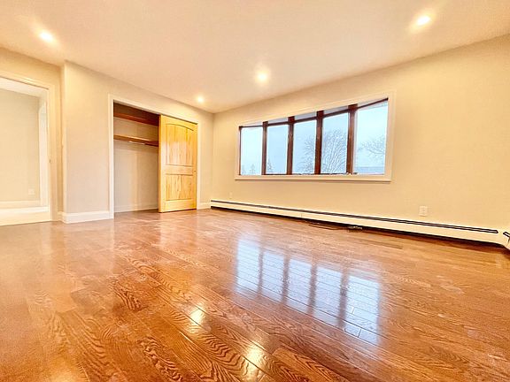 3rd image of 24 Eileen Ave #2