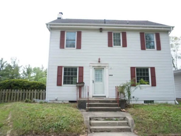 1009 N Niles Ave, South Bend, IN 46617