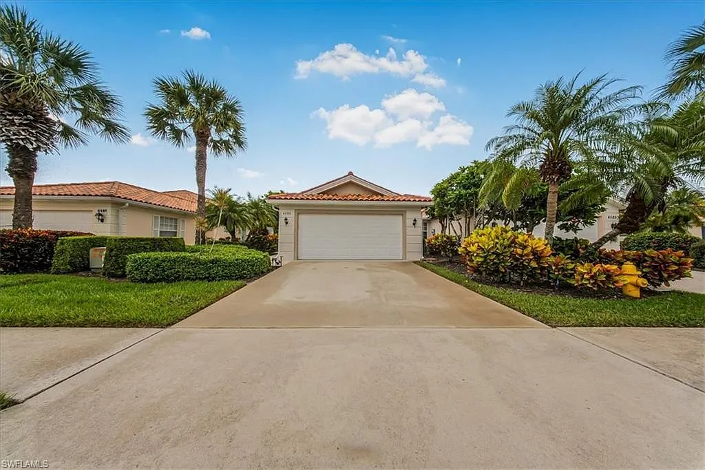 2 bed, 2.0 bath, 1540 sqft, $5,500 — Photo 2