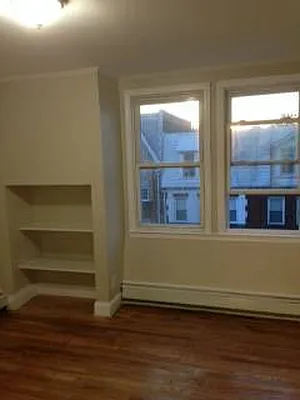 Rented by BuySell Real Estate Inc | media 28