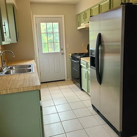 5700 Cherry Park #A — Photo 4