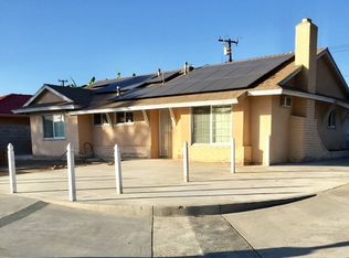 3001 W Cubbon St, Santa Ana, CA 92704