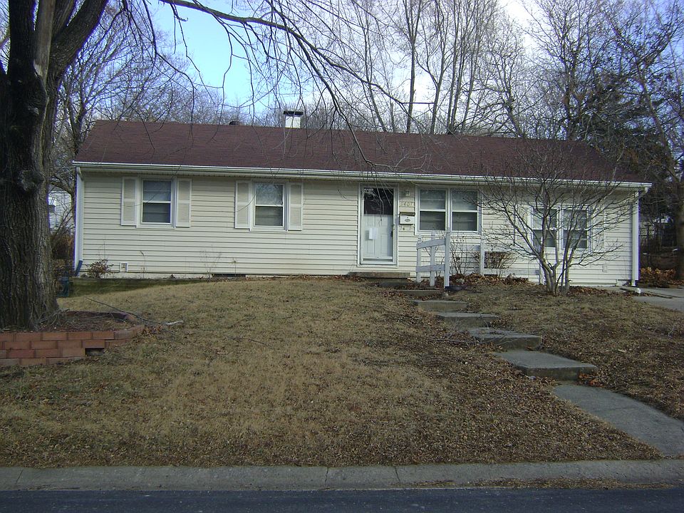 1st image of 3405 S Claremont Ave