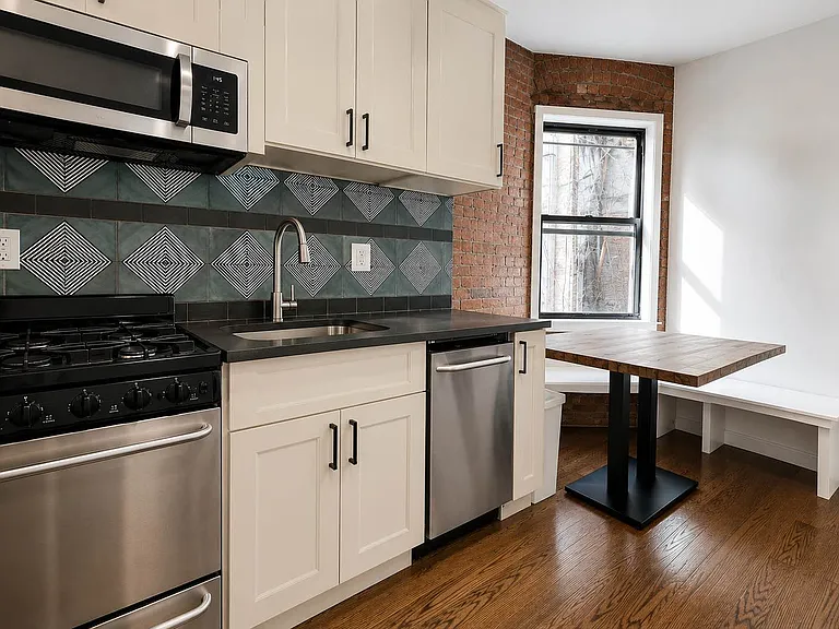 163 Stanton St #12 — Photo 12