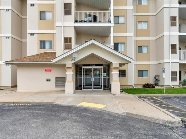 1535 Grand Marais Rd W #102, Windsor, ON N9E 4W2