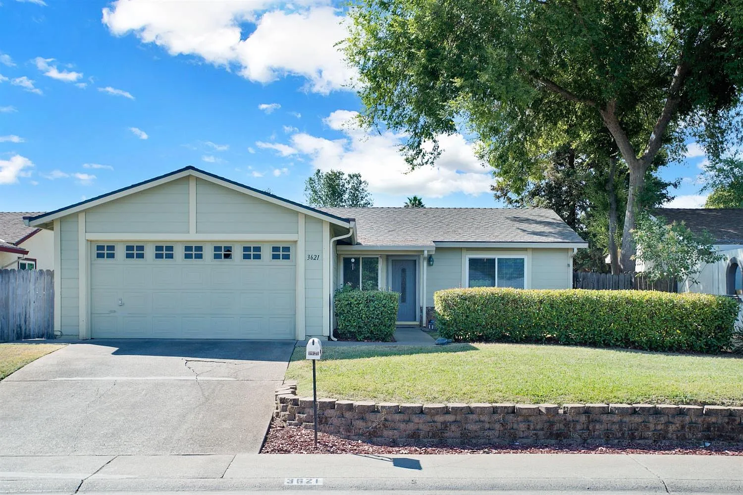 3621 Scorpio Dr photo 1