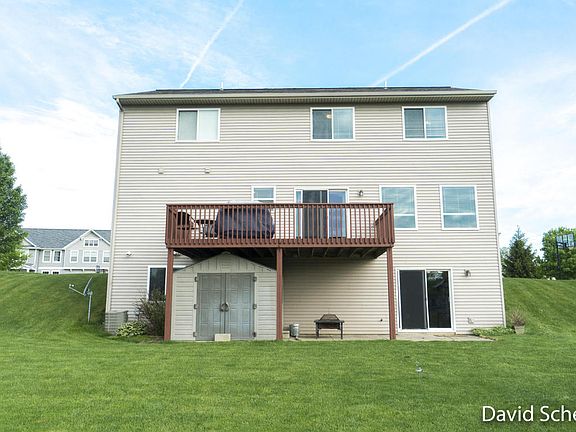 3rd image of 8960 Alanada Dr SE
