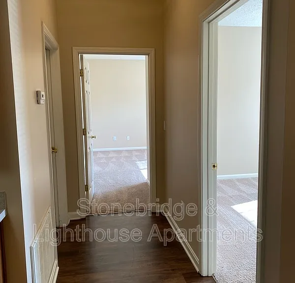 1104 Lighthouse Dr #B-1 — Photo 6