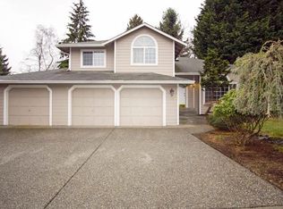 912 151st St SW, Lynnwood, WA 98087