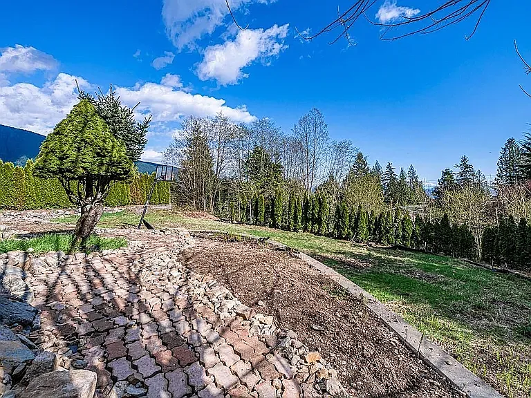 520 Ballantree Pl — Photo 15