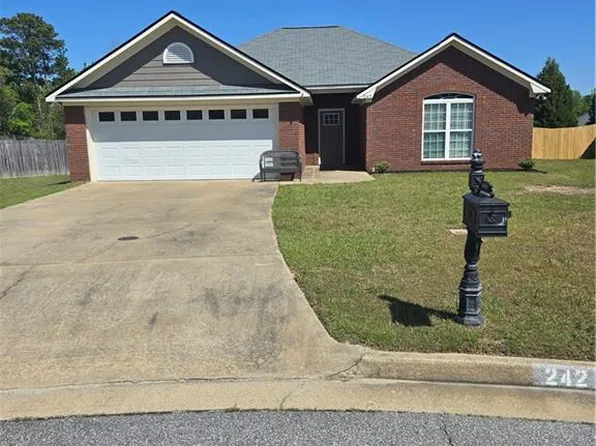 242 Lee Road 2137, Phenix City, AL 36870