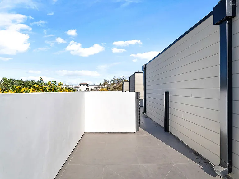 1123 N Formosa Ave #3 — Photo 30