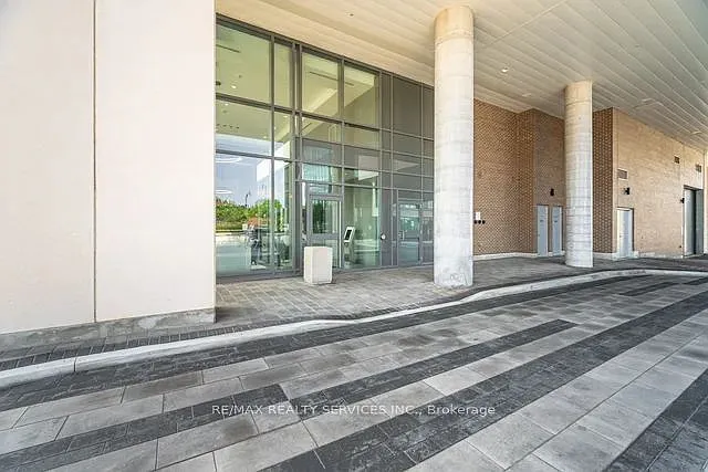 2 bed, $2,500 — Photo 3