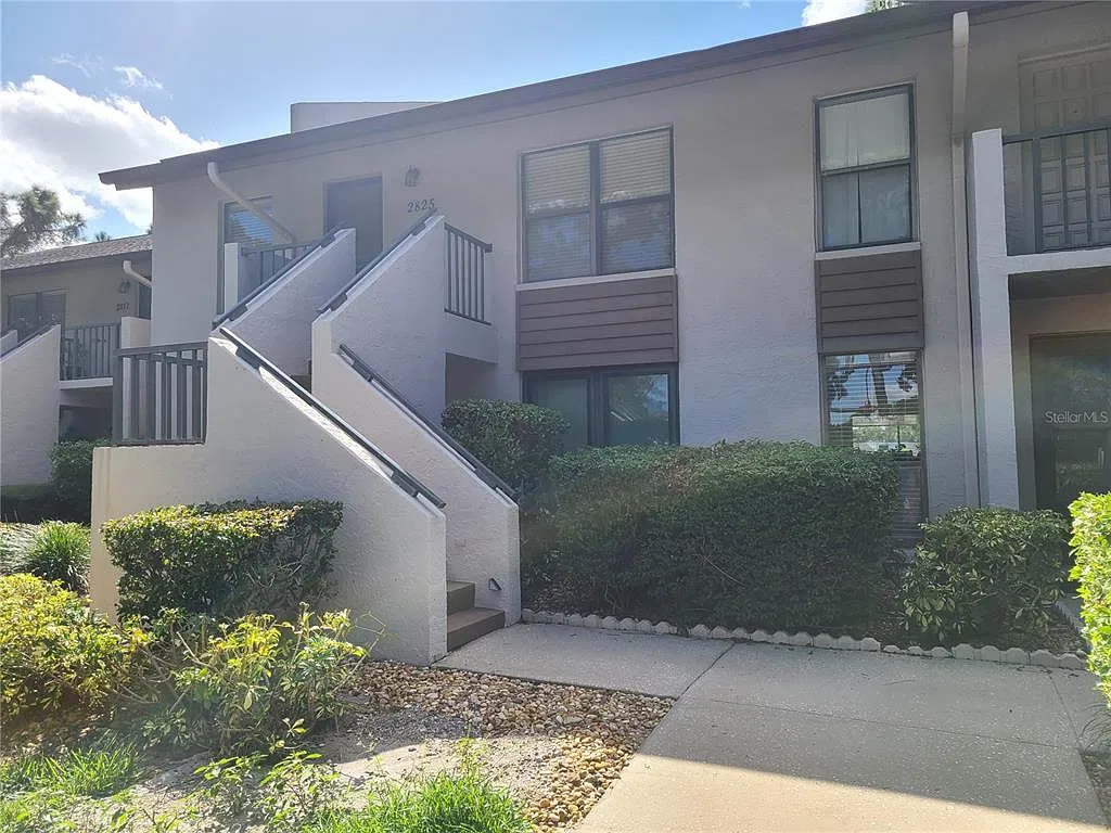 2 bed, 2.0 bath, 1069 sqft, $3,600 — Photo 1