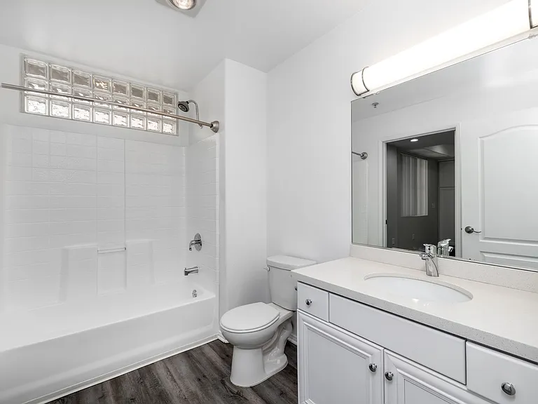 7044 Lanewood Ave — Photo 85