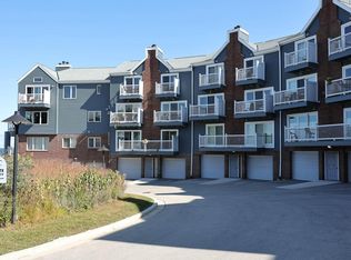2708 S Shore Dr UNIT A, Milwaukee, WI 53207