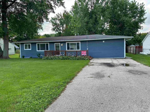 3958 E Kawkawlin River Dr, Bay City, MI 48706