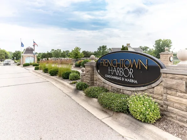 3199 Janea Rue Blvd, Monroe, MI 48162