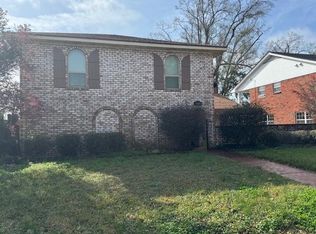 7604 Stoneleigh Dr, Harahan, LA 70123