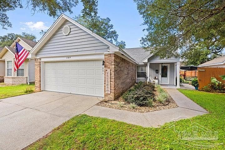 1st image of 189 Wright Cir