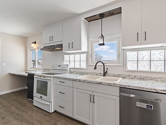 3rd image of 167 Water Tower Road