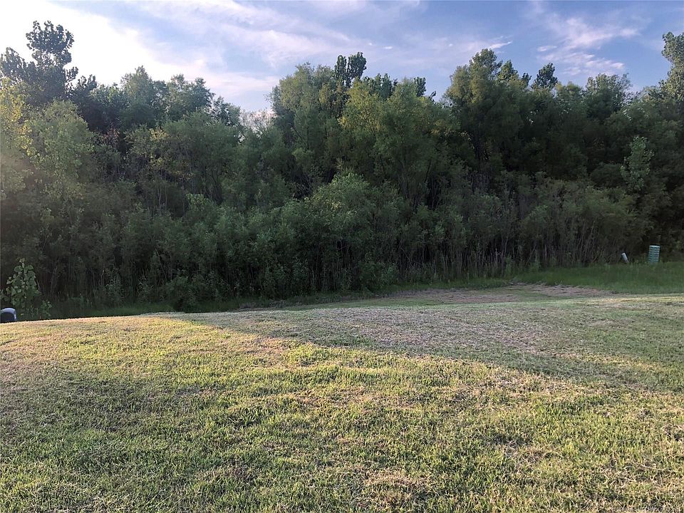 2nd image of 8447 Spring Creek Ct