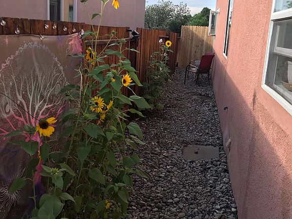 3rd image of 1875 Camino Lumbre
