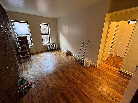 1st image of 220 E 29th St #4F6