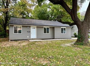 2936 Garey Ln, Shively, KY 40216