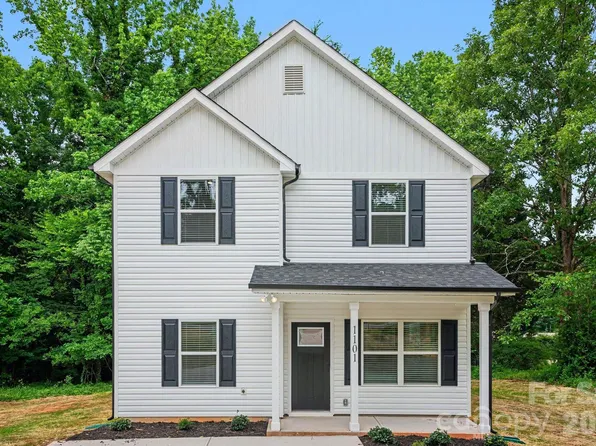 1101 Rogers Lake Rd, Kannapolis, NC 28081