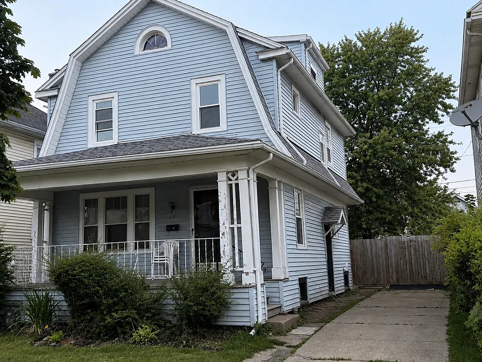 230 E Hazeltine Ave