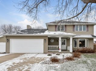 13724 W Preserve Blvd, Burnsville, MN 55337