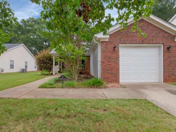 15 Hawkesbury Rd, Simpsonville, SC 29681