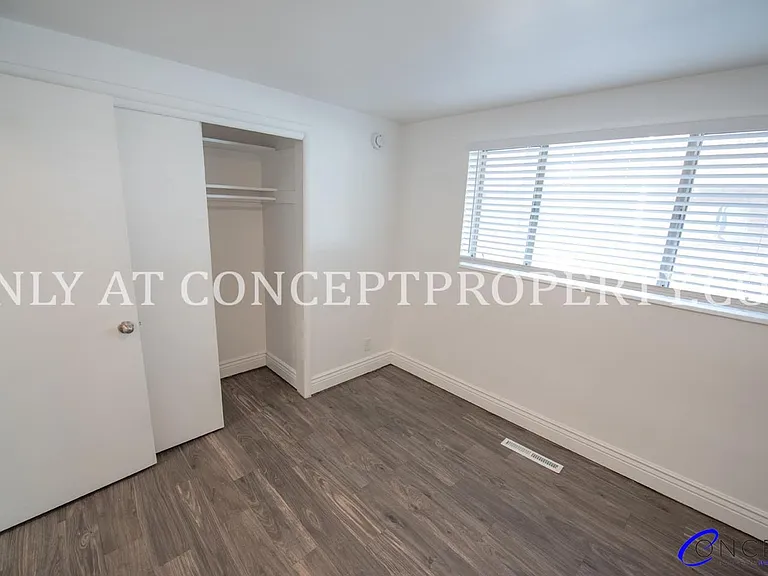 227 E St — Photo 20