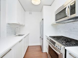 200 E 94th St APT 2512, New York, NY 10128