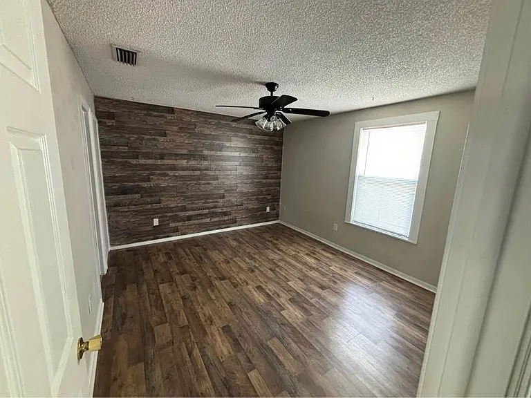 4945 Bridge Rd — Photo 12