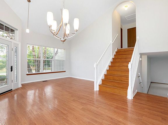 5th image of 7759 Geneva Dr