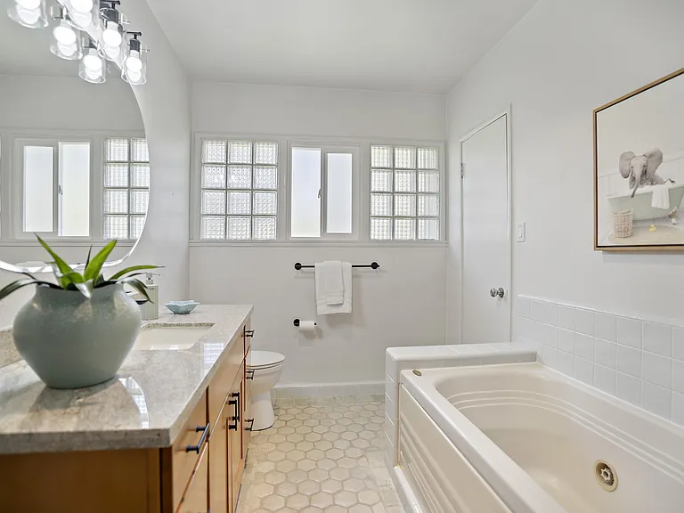 4120 Opal Cliff Dr — Photo 3