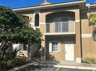 4802 Washington St #10, Hollywood, FL 33021
