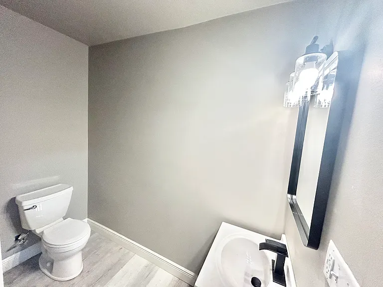 3964-74 Washington St #1F — Photo 9